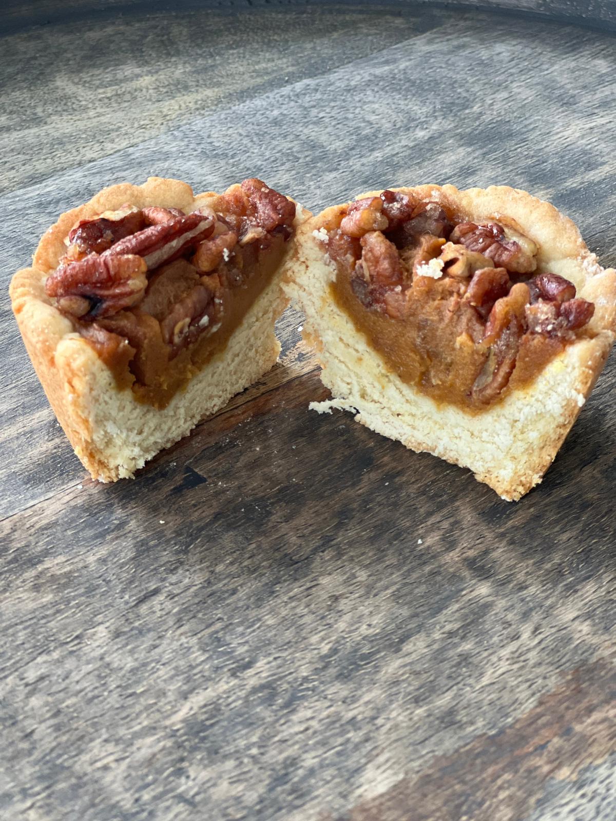 Mini Pecan Praline Pumpkin Pie